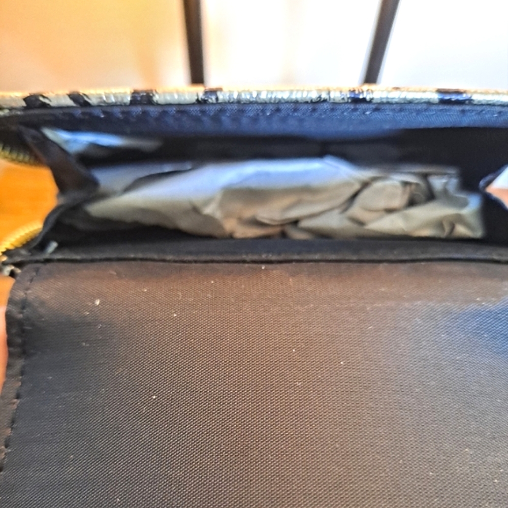 🐆 NWOT-Guang Tong Small Crossbody Purse ♨️Hot Pick🥳 - Picture 6 of 6